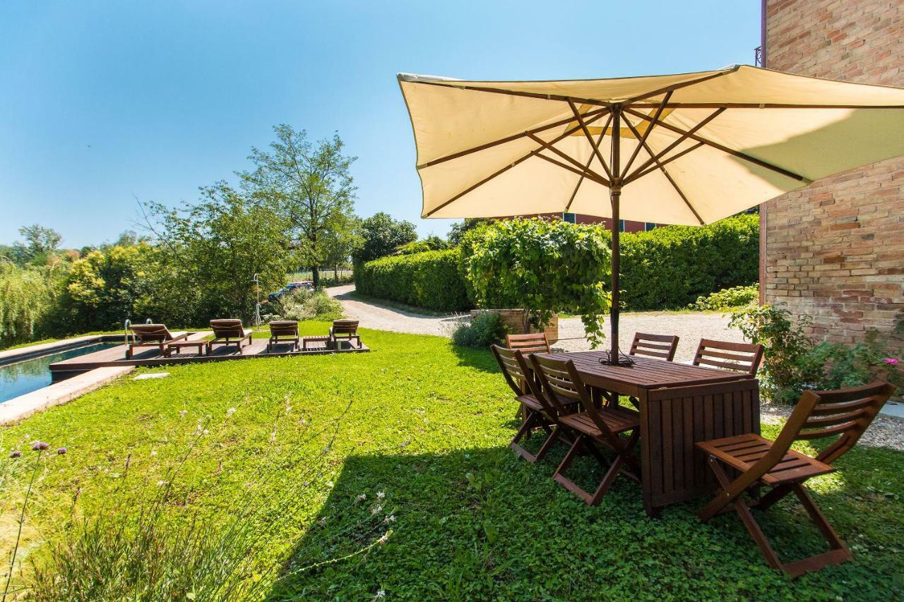 Appartamenti Presso Cascina La Melagrana Costigliole d'Asti Ngoại thất bức ảnh